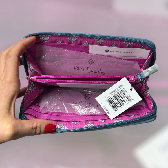 RETIRED Geo Medallions Patten Vrera Bradley RFID Georgia Wallet Clutch - Picture 2 of 2